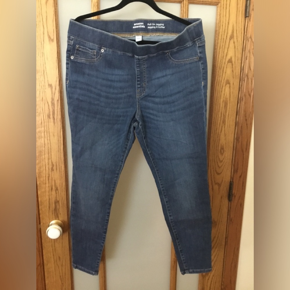 Amazon essentials jeggings